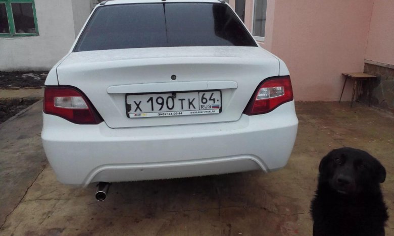 Daewoo Nexia зад