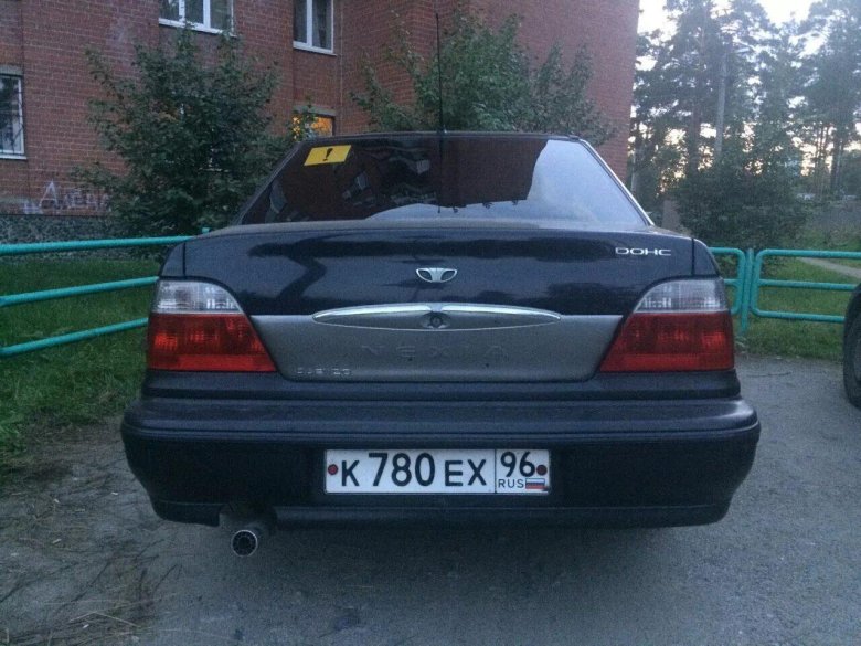 Дэу Нексия сзади 2007
