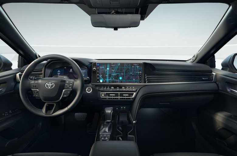 Тойота Камри 2024