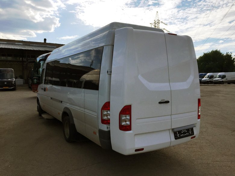 Навесной багажник на Мерседес Спринтер