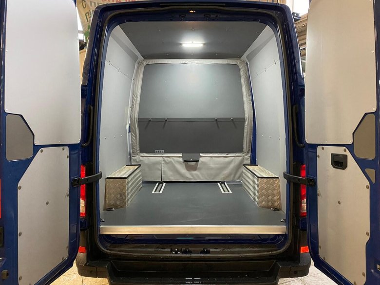 Volkswagen Crafter Грузопассажирский спальник