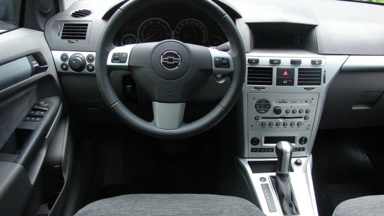 Opel Vectra 2008 салон