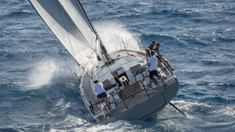 Парусная яхта sun odyssey 410