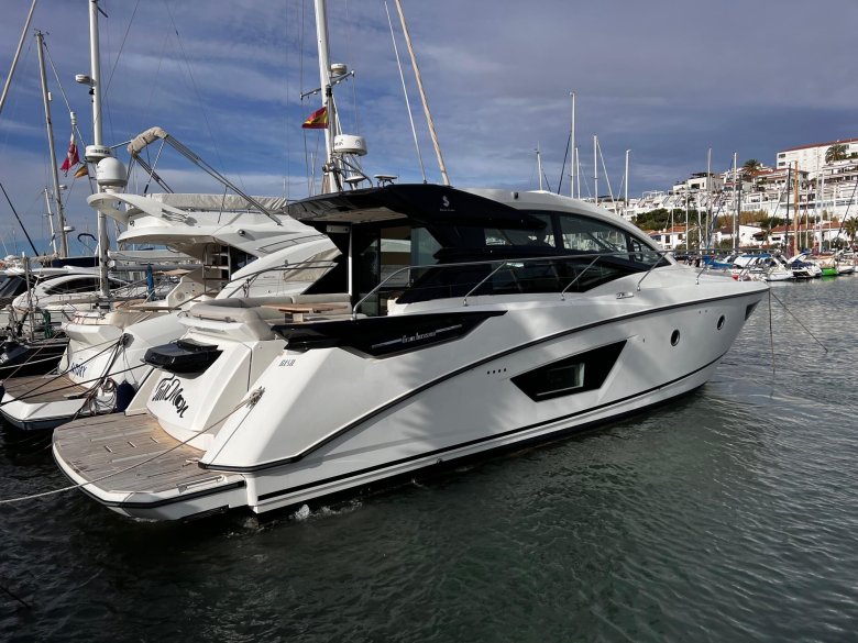 Яхта azimut atlantis 43