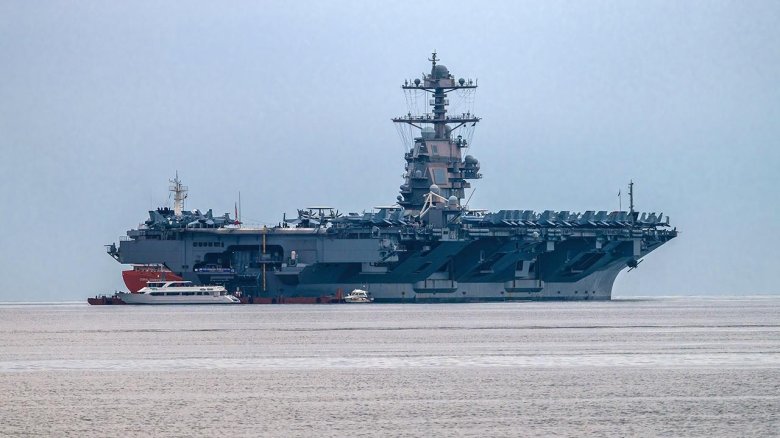 Шарль де Голль авианосец фото