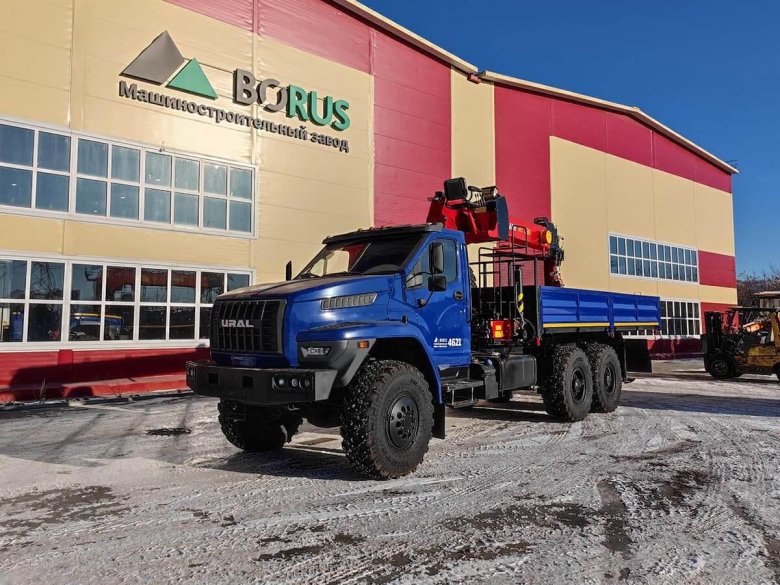 Урал некст 6х6 кму