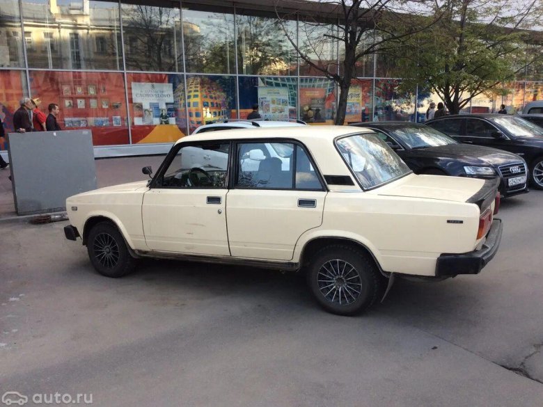 Цвет 228 чайная роза 2105