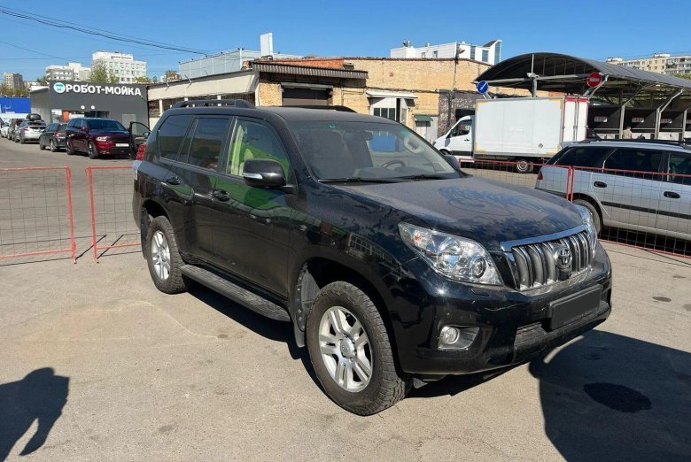 Toyota land cruiser prado 150