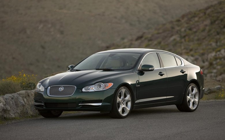 Ягуар XF 2007