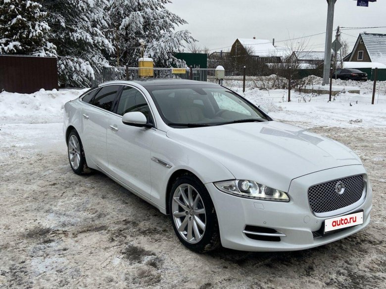 Jaguar xj 2011 белый