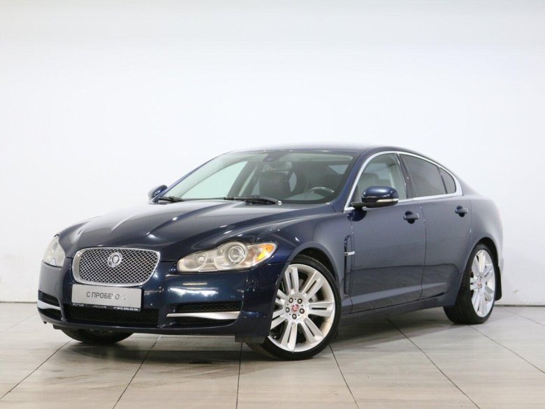 Ягуар XF 2011