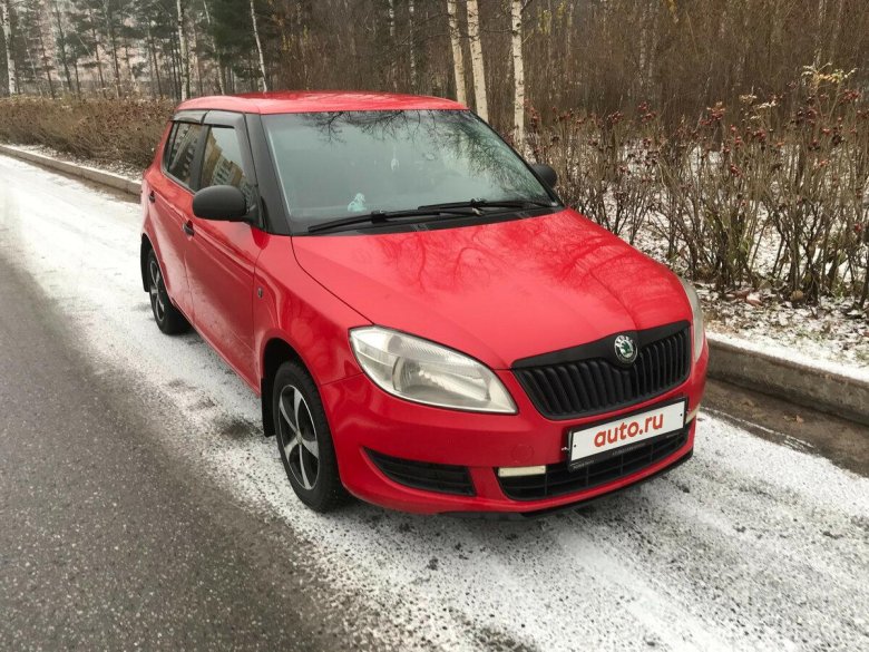 Шкода фабия 2014 красная