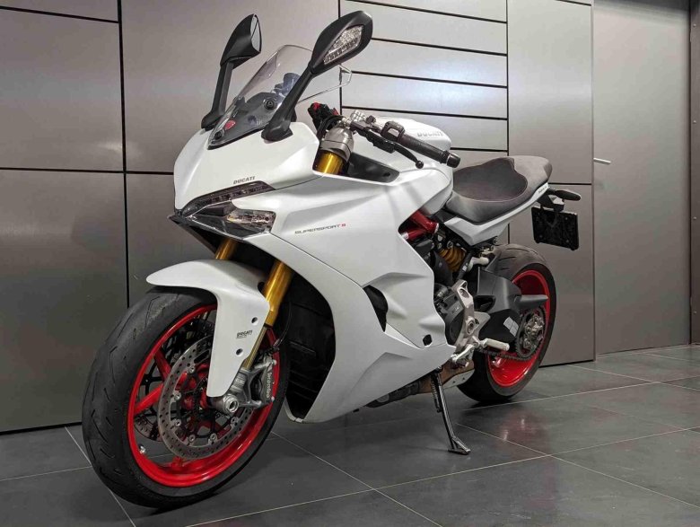 Ducati supersport 950 s
