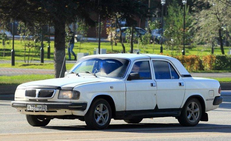 ГАЗ-3110 автомобиль
