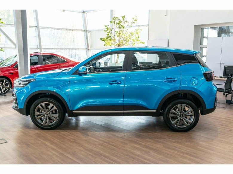 Кроссовер КАИ Икс 3