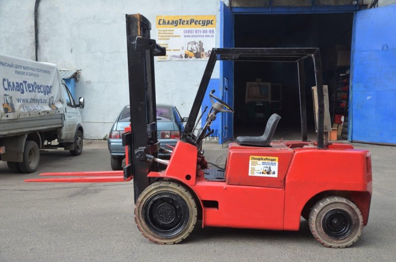 Вилочный погрузчик Балканкар 3.5