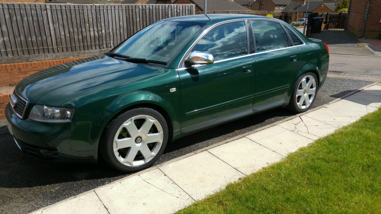 Audi a6 c5 темно зеленая