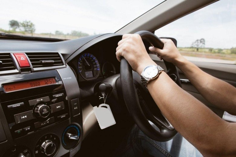 Праворульная машина