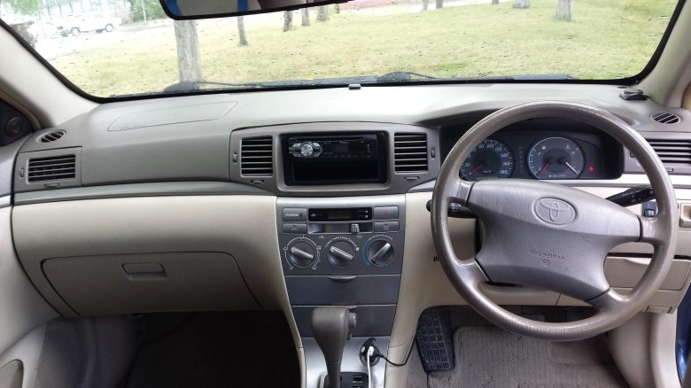 Toyota Corolla 120 салон