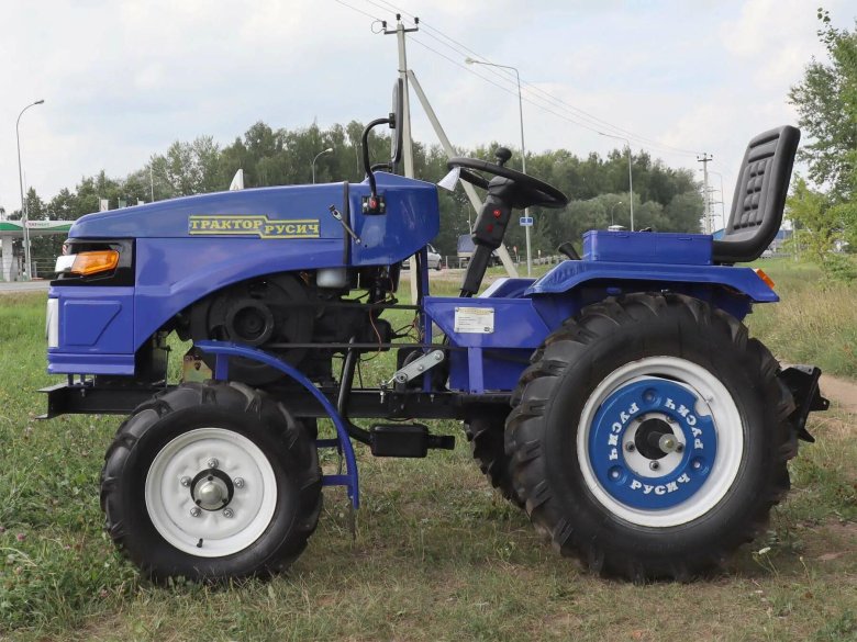 Трактор Русич т-15
