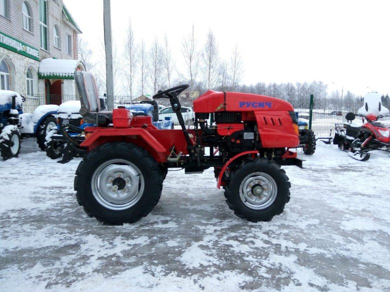 Минитрактор "Русич-440" гусеничный