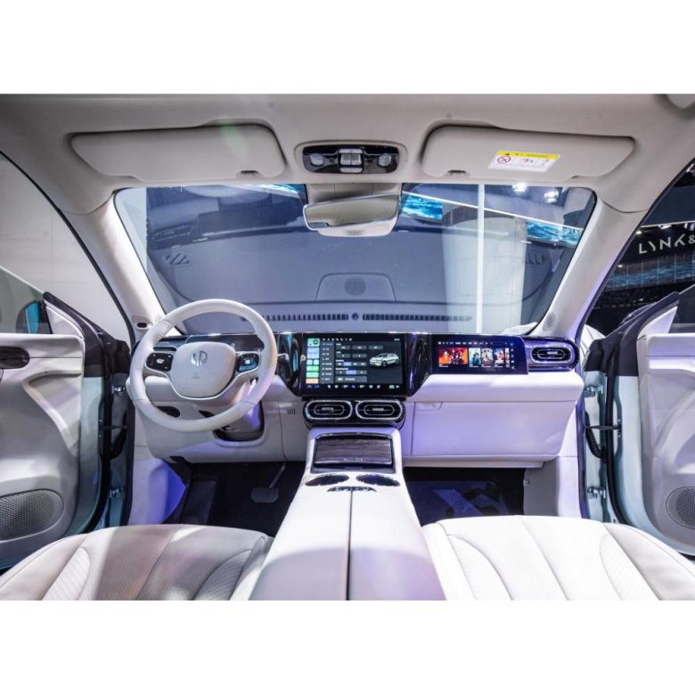 Электромобиль Leapmotor t03 модель fz7000bev10