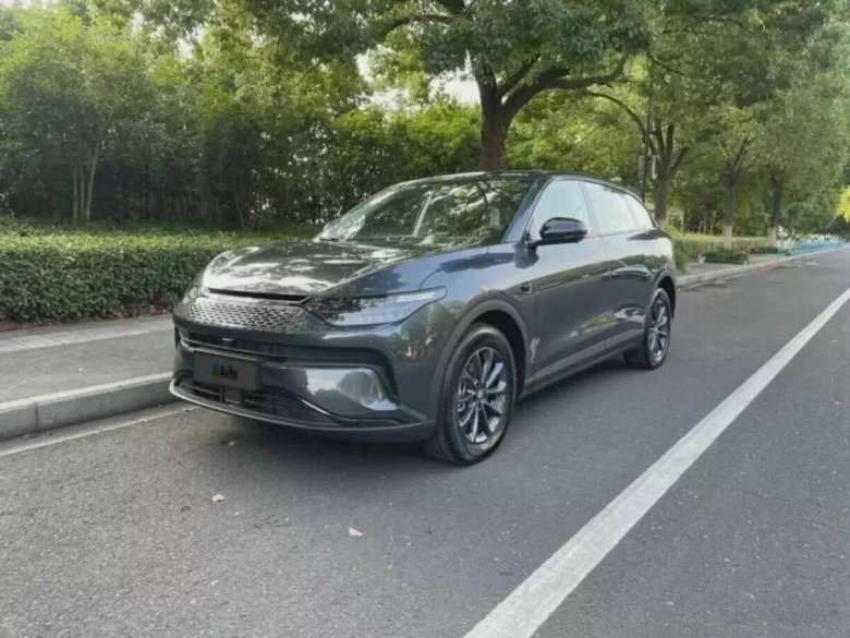 Китайская электромобиль