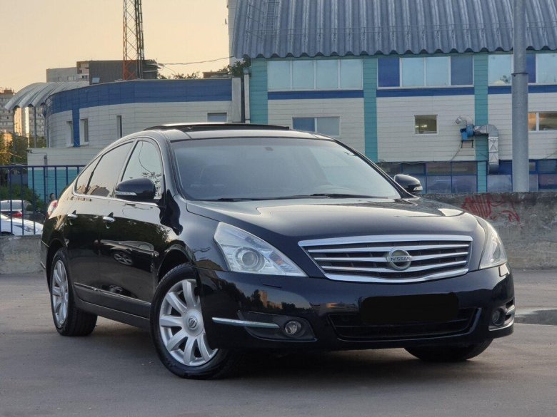 Nissan Teana j32