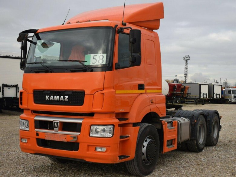 Седельный тягач КАМАЗ 65206