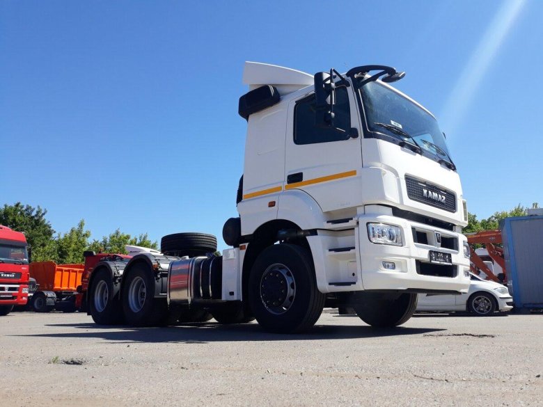 КАМАЗ 65206 т5 седельный тягач