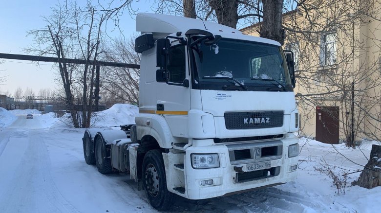 Седельный тягач камаз 5490