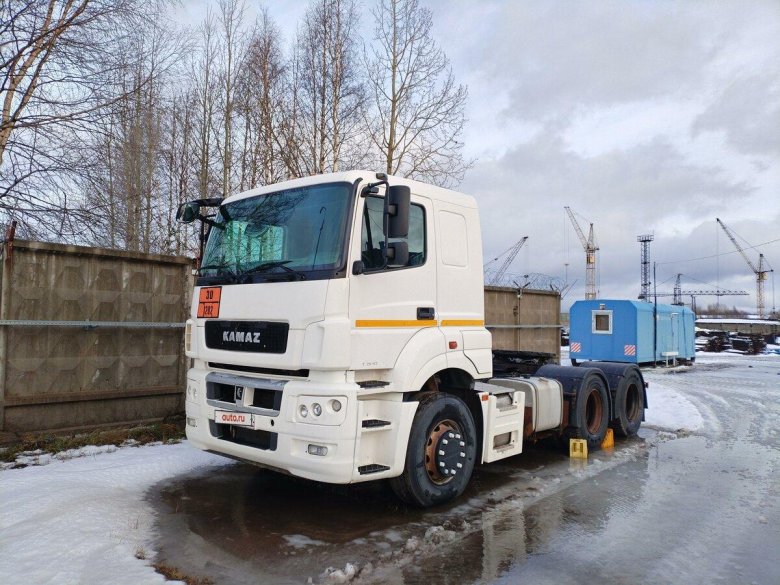 Седельный тягач камаз