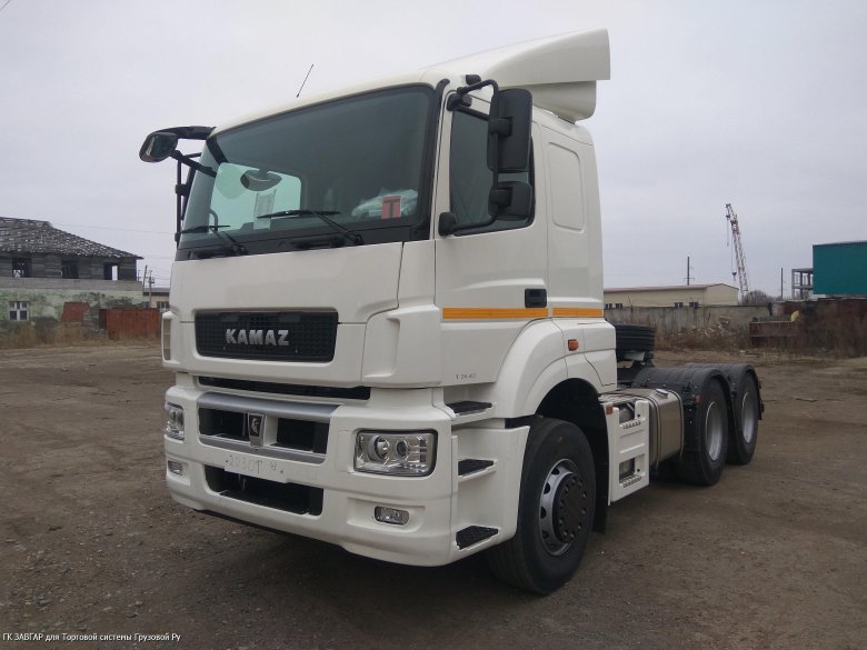 КАМАЗ-65206-s5 седельный тягач