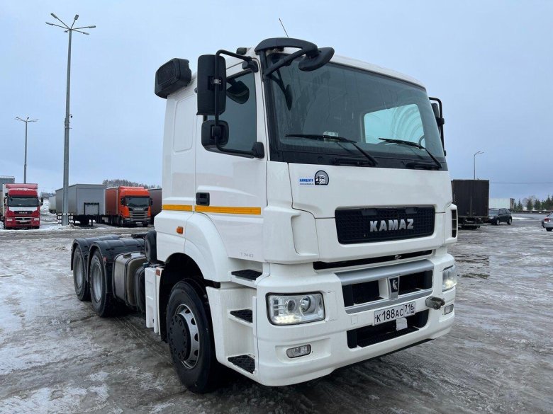 КАМАЗ-65206-s5 седельный тягач