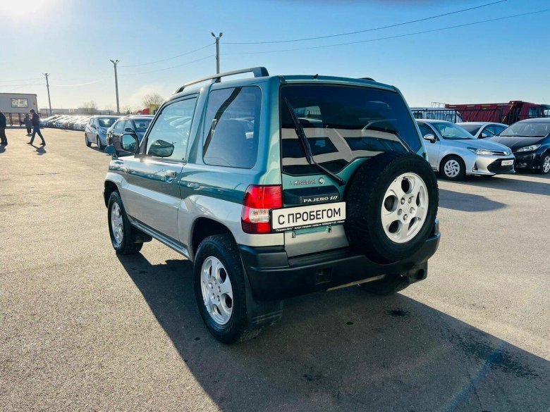 Митсубиси паджеро io