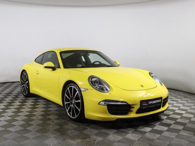 Желтый порше 911