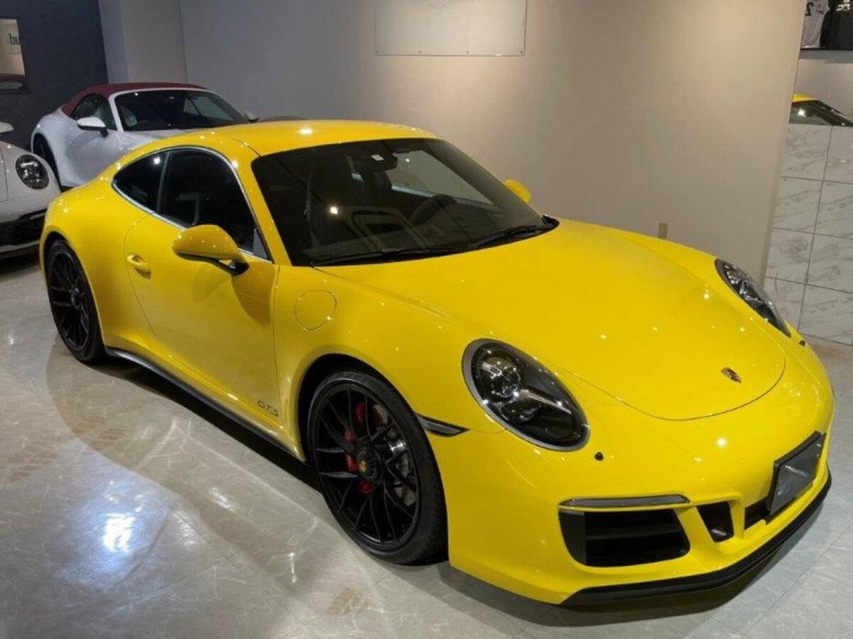 Porsche 911 carrera gts