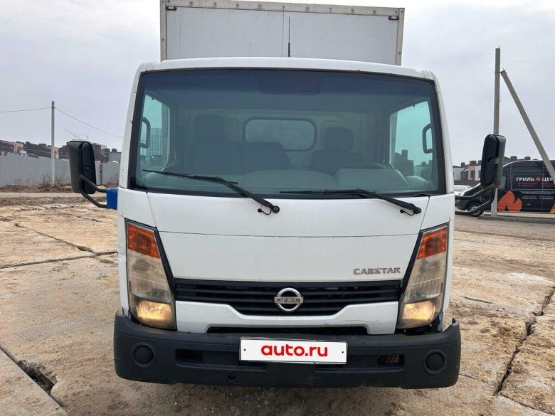 Транспорт грузовик