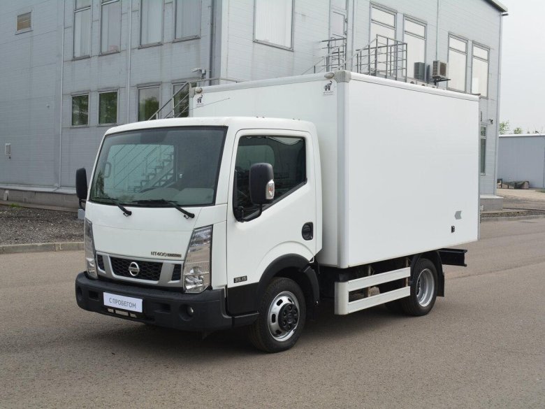Nissan Cabstar 2014