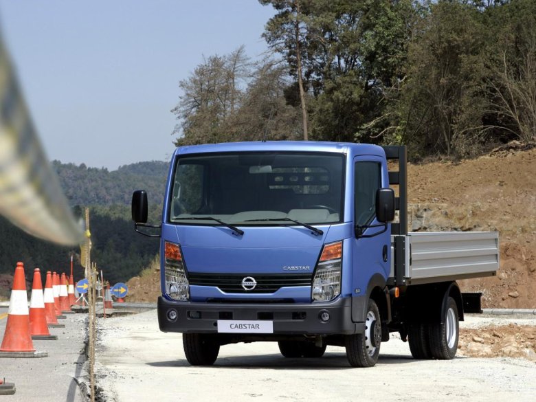 Nissan Cabstar 2008