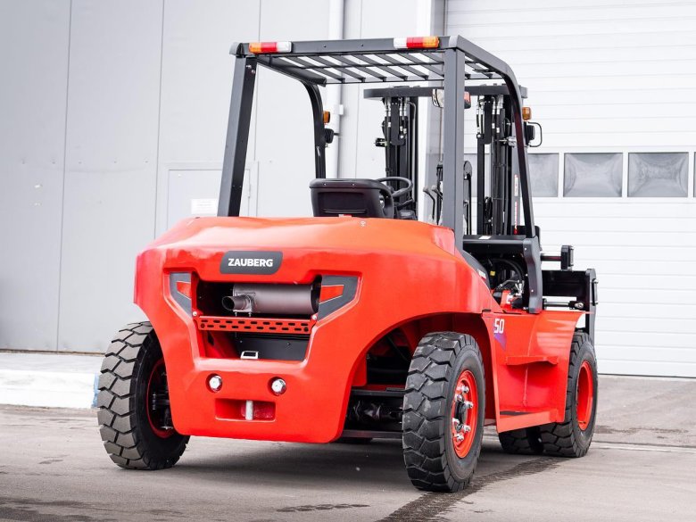 Дизельный вилочный погрузчик