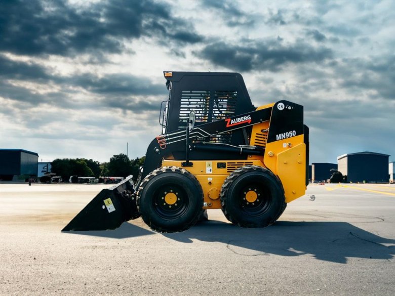 Погрузчик Zauberg MN 950 g2