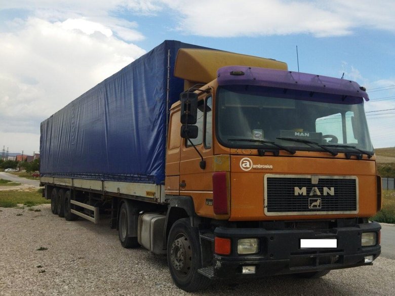 Грузовик man