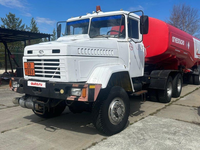 Краз седельный тягач