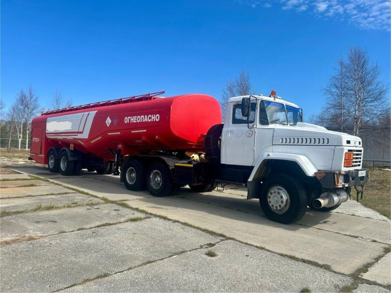 Топливозаправщик краз 258 тз
