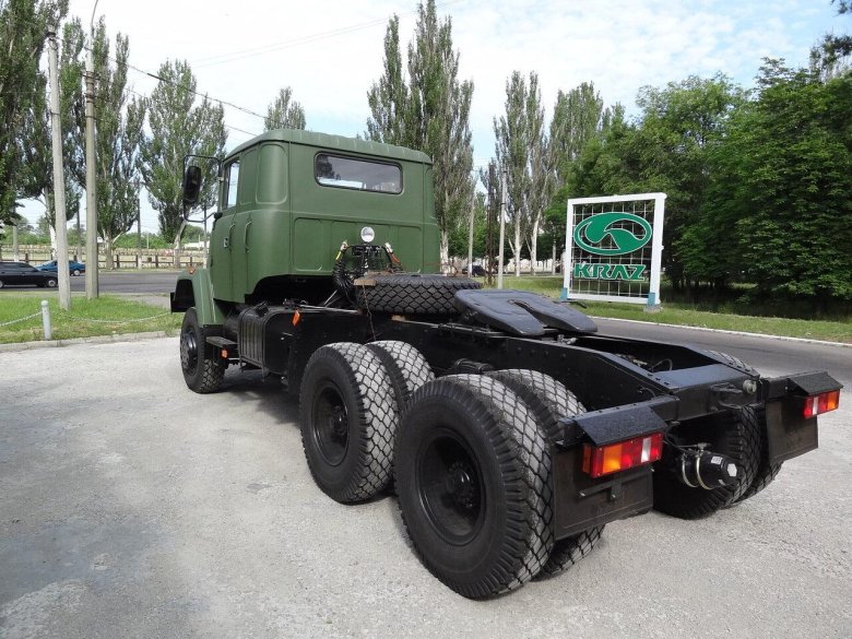 КРАЗ 6443 седельный тягач