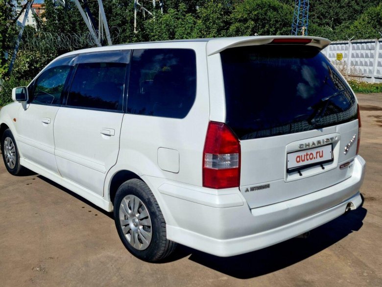 Митсубиси шариот грандис