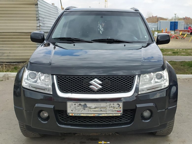 Сузуки Гранд Витара 2011 2.0