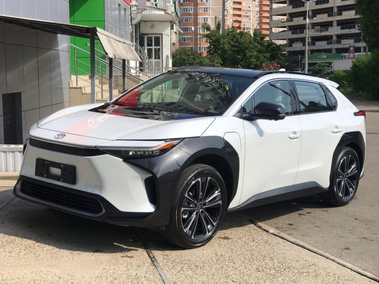 Электрическая тойота