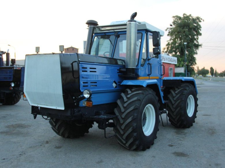 Трактор хтз т 150